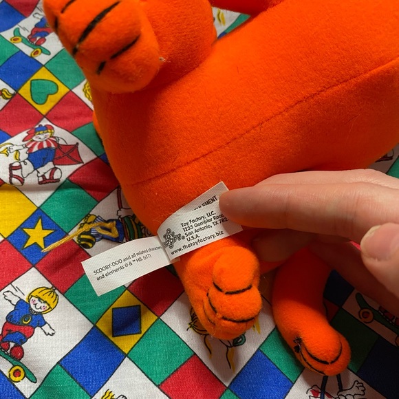 Neon orange scooby doo plush toy - Picture 4 of 6